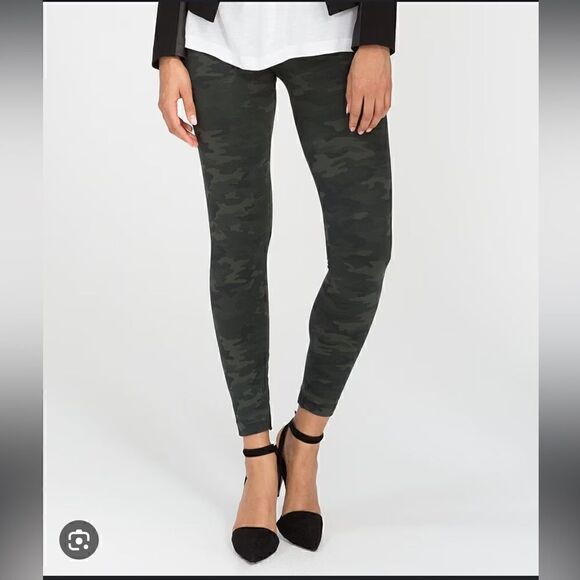 Spanx Green Camo Leggings - Picture 2 of 9